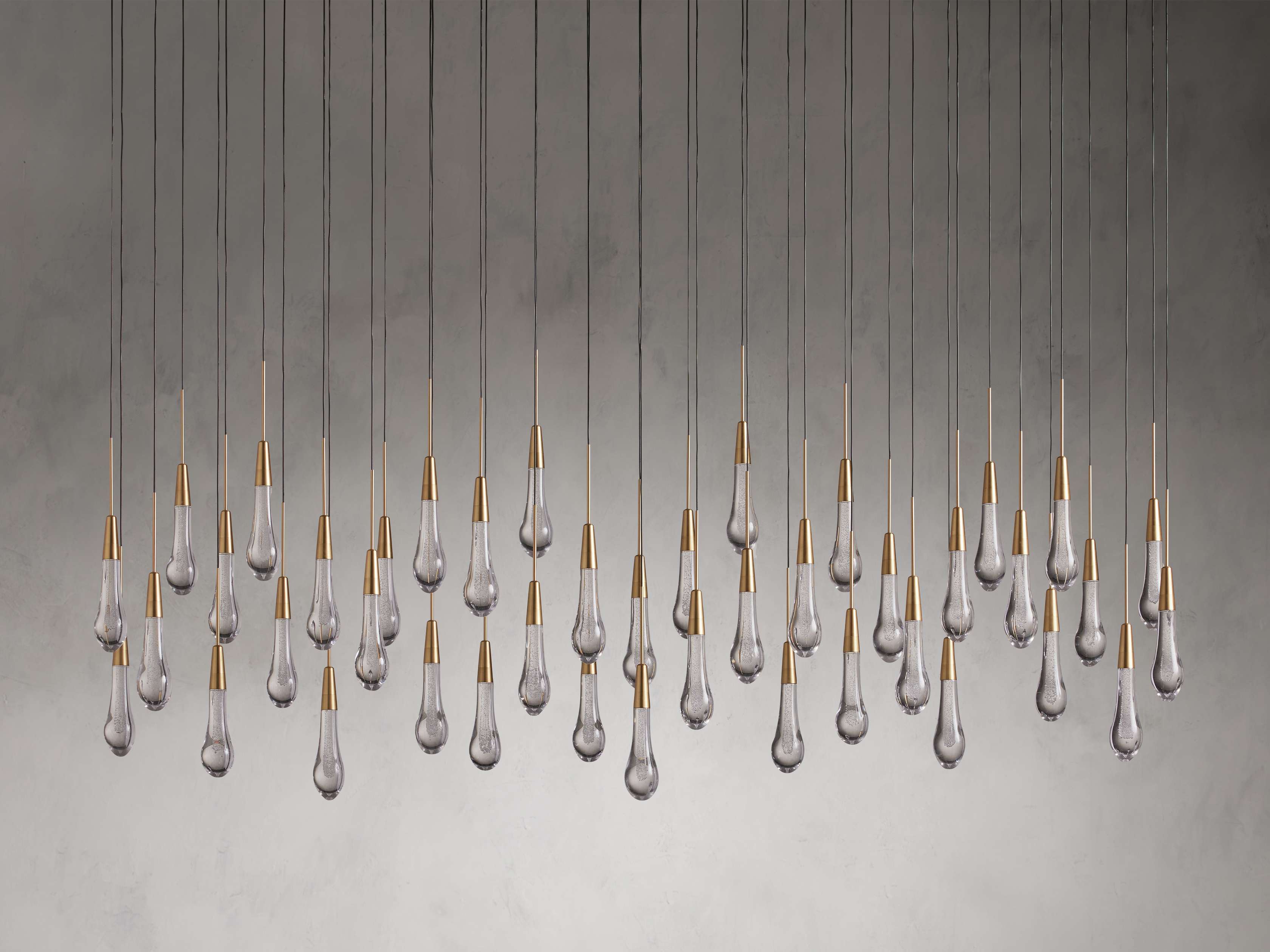 Soltaire Linear Chandelier