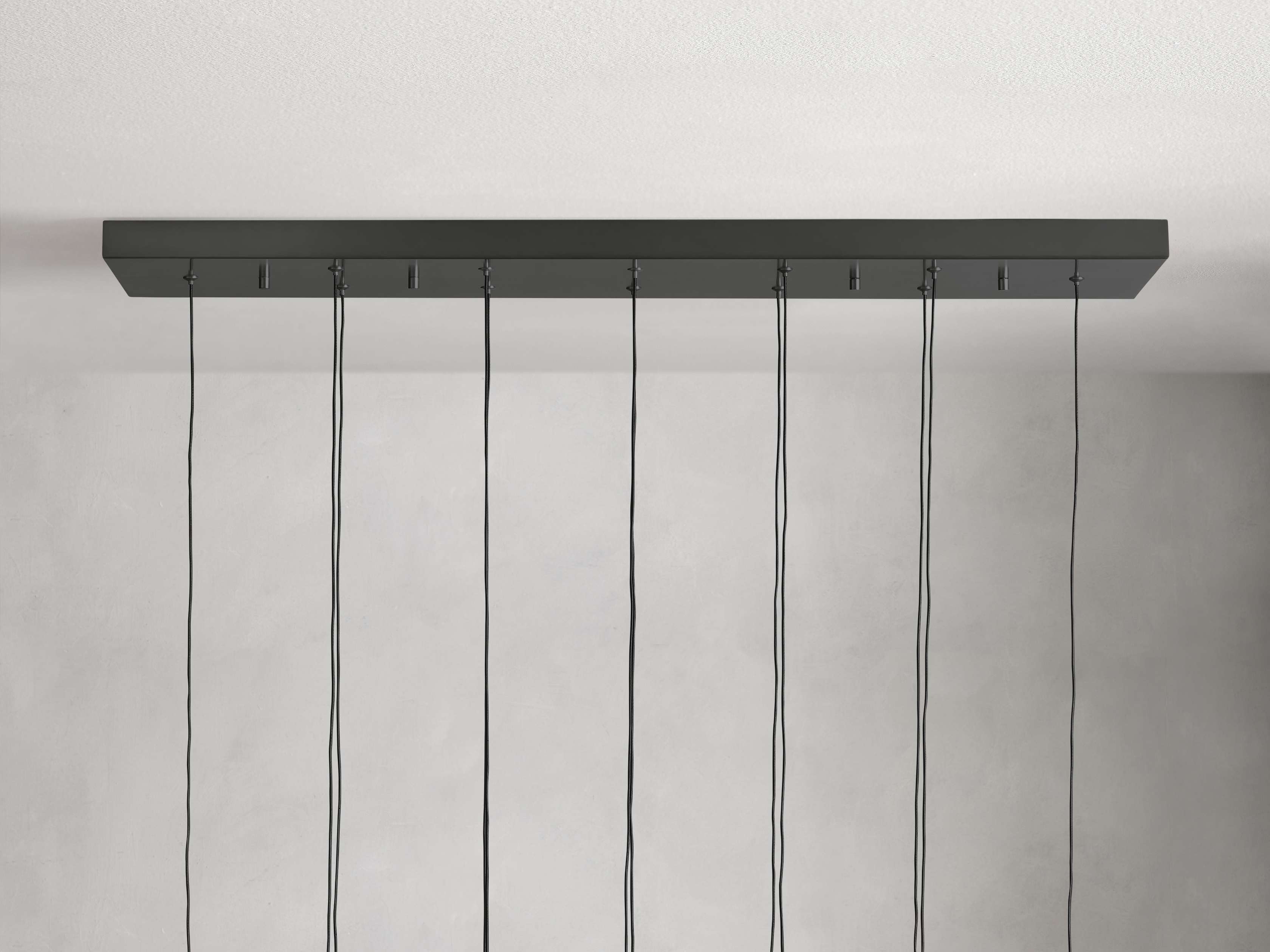 Soltaire Linear Chandelier