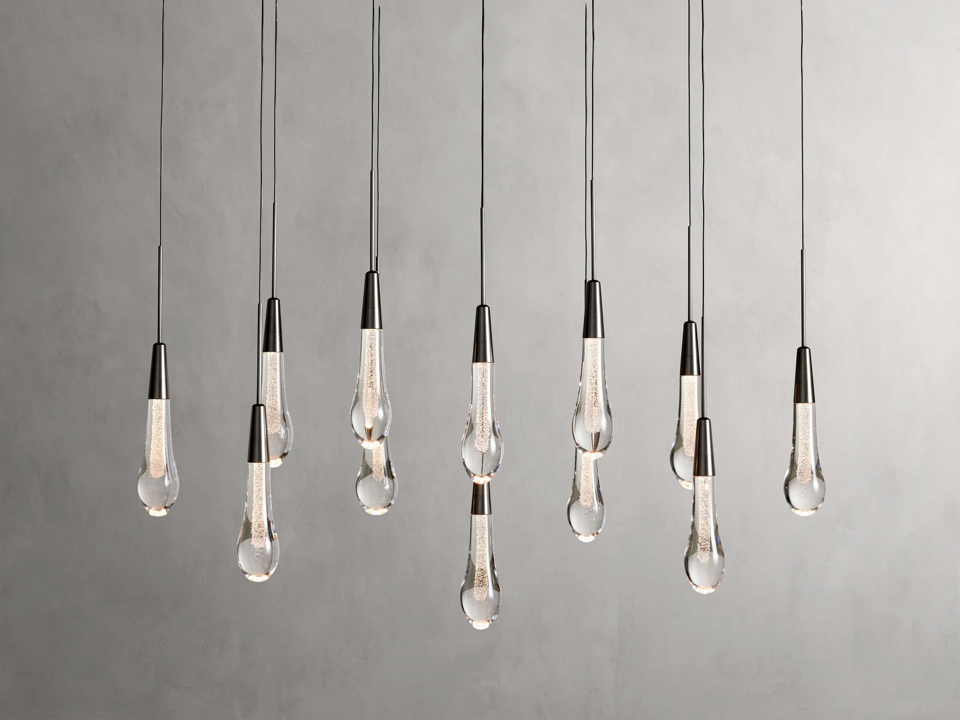 Soltaire Linear Chandelier