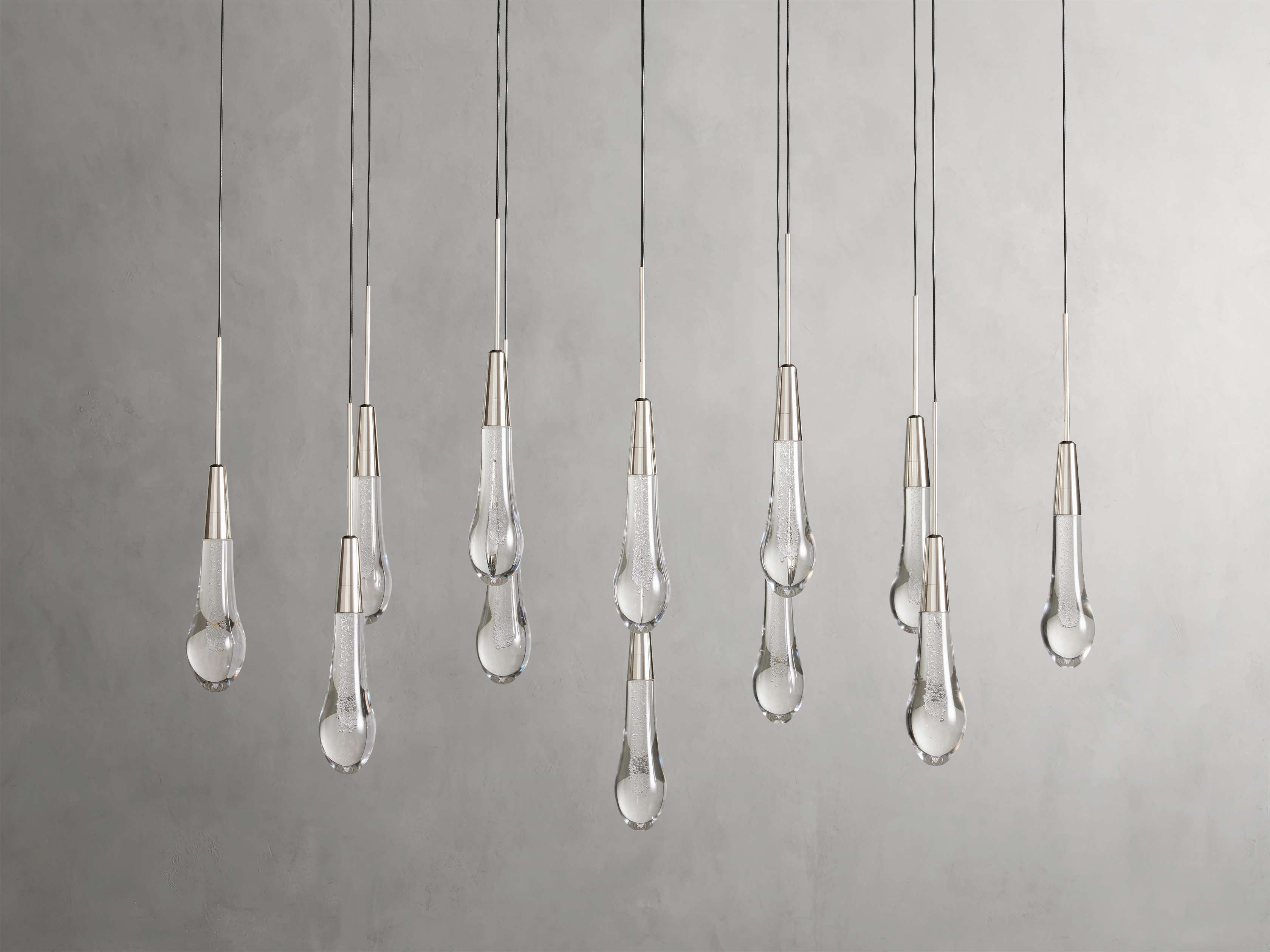 Soltaire Linear Chandelier