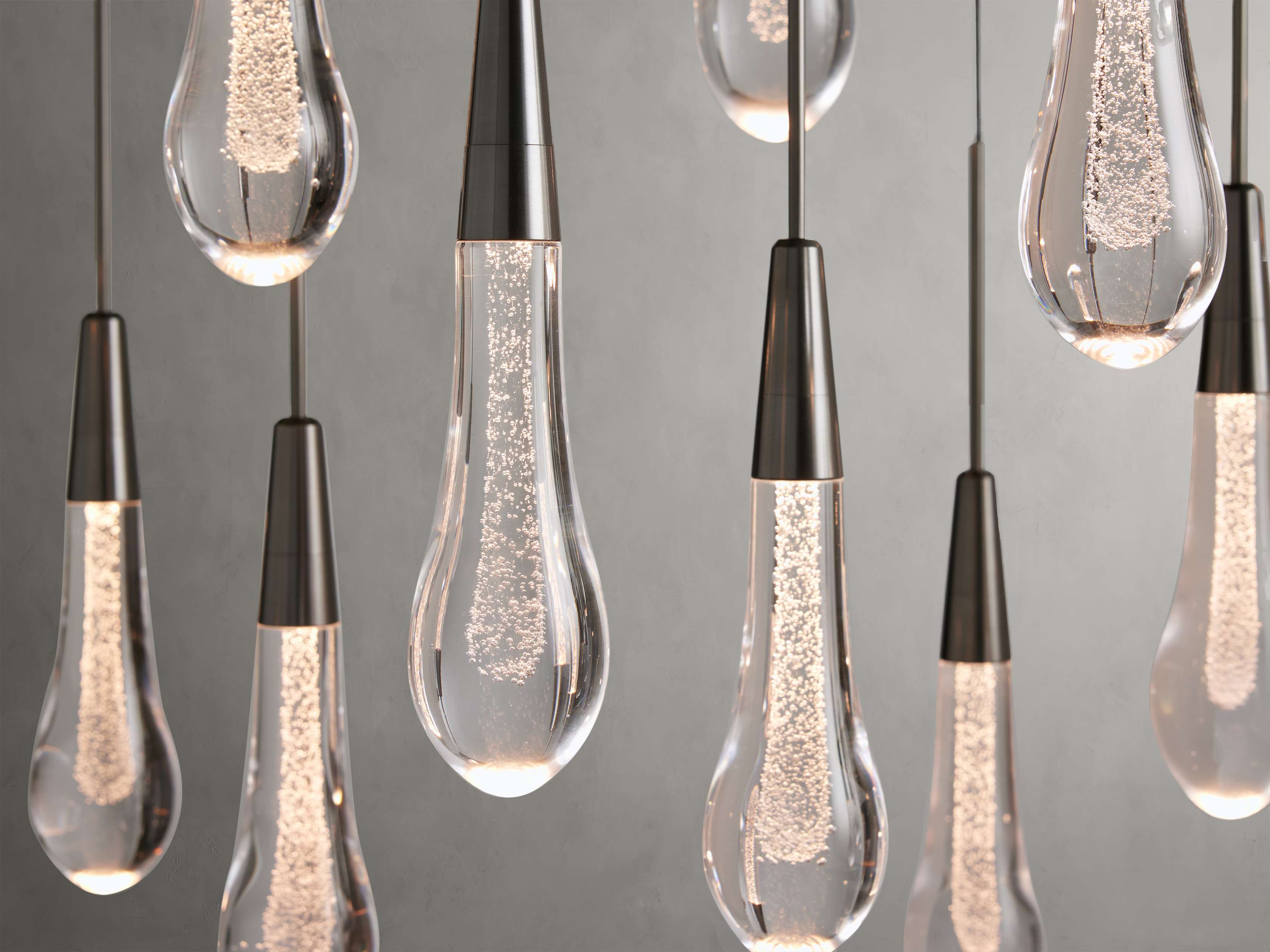 Soltaire Linear Chandelier