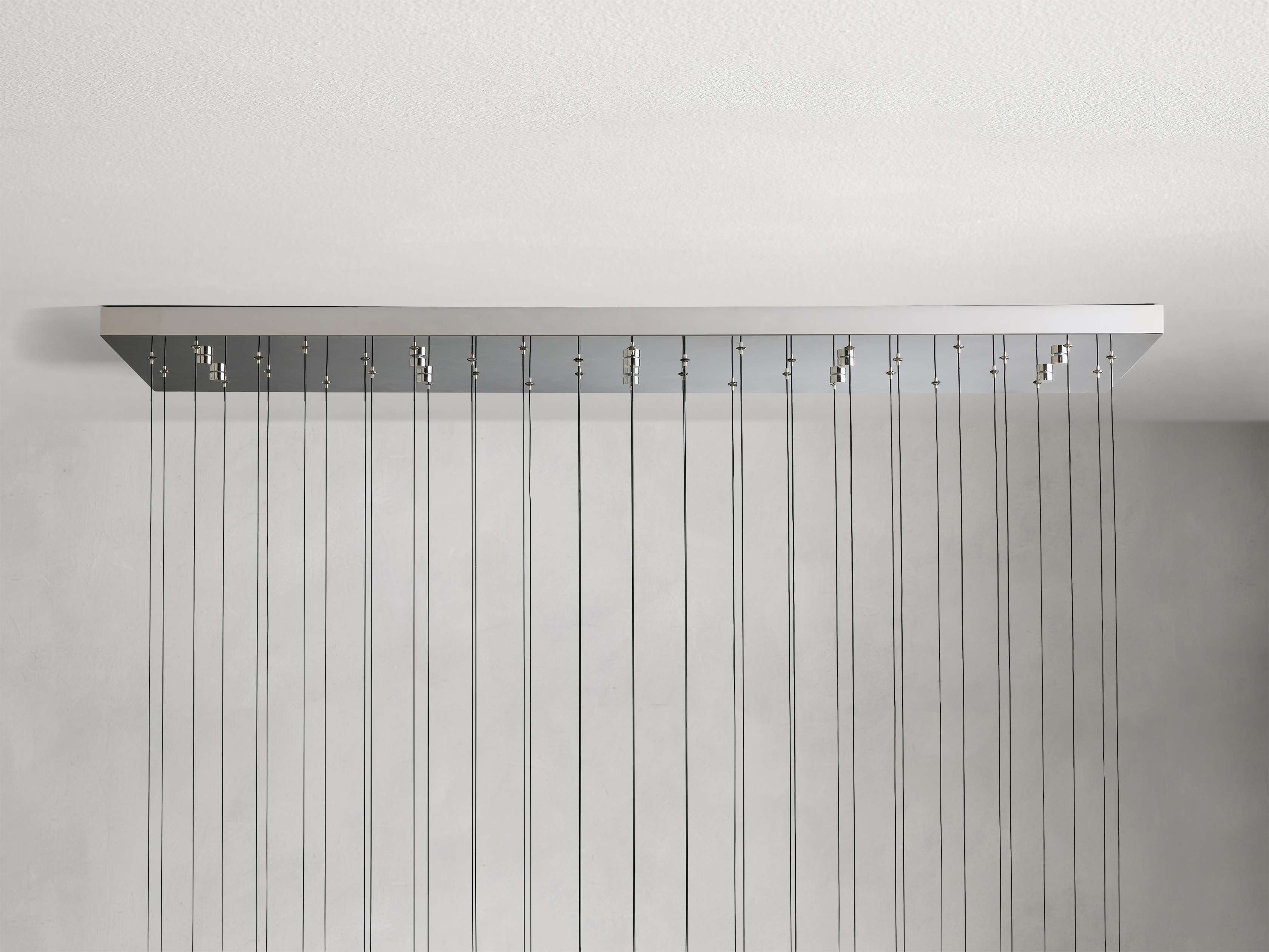 Soltaire Linear Chandelier