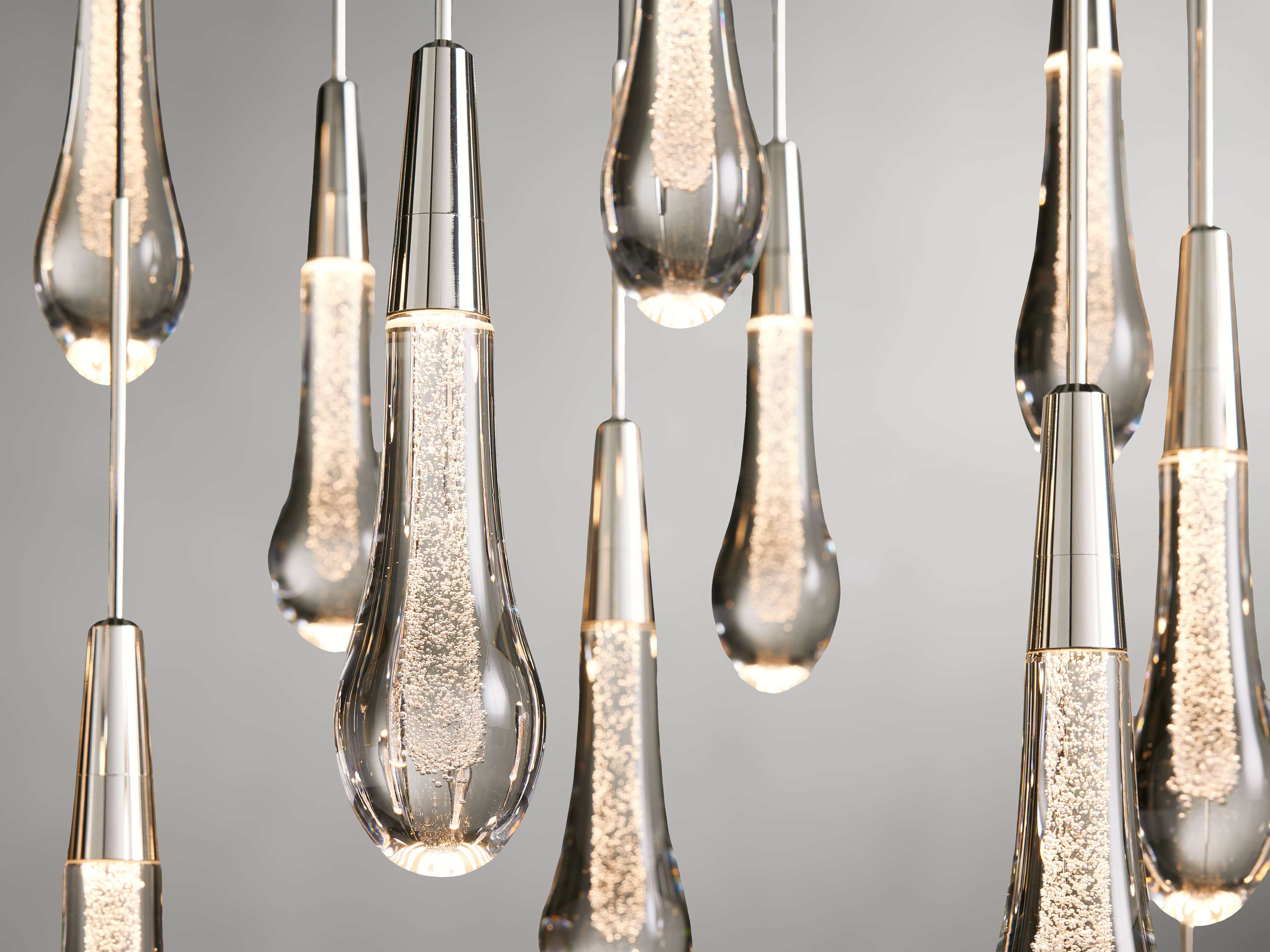 Soltaire Linear Chandelier