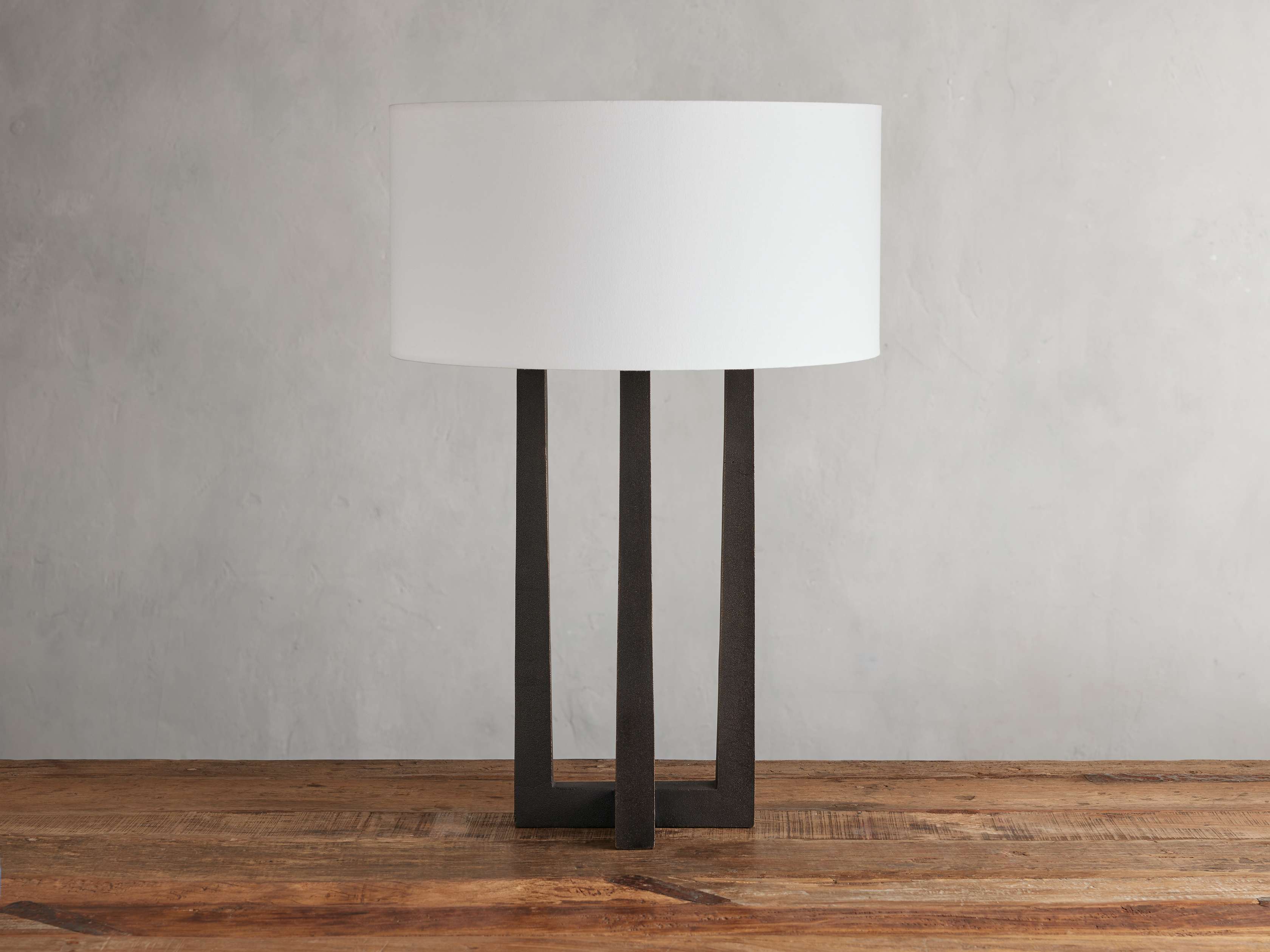 Emmet Table Lamp
